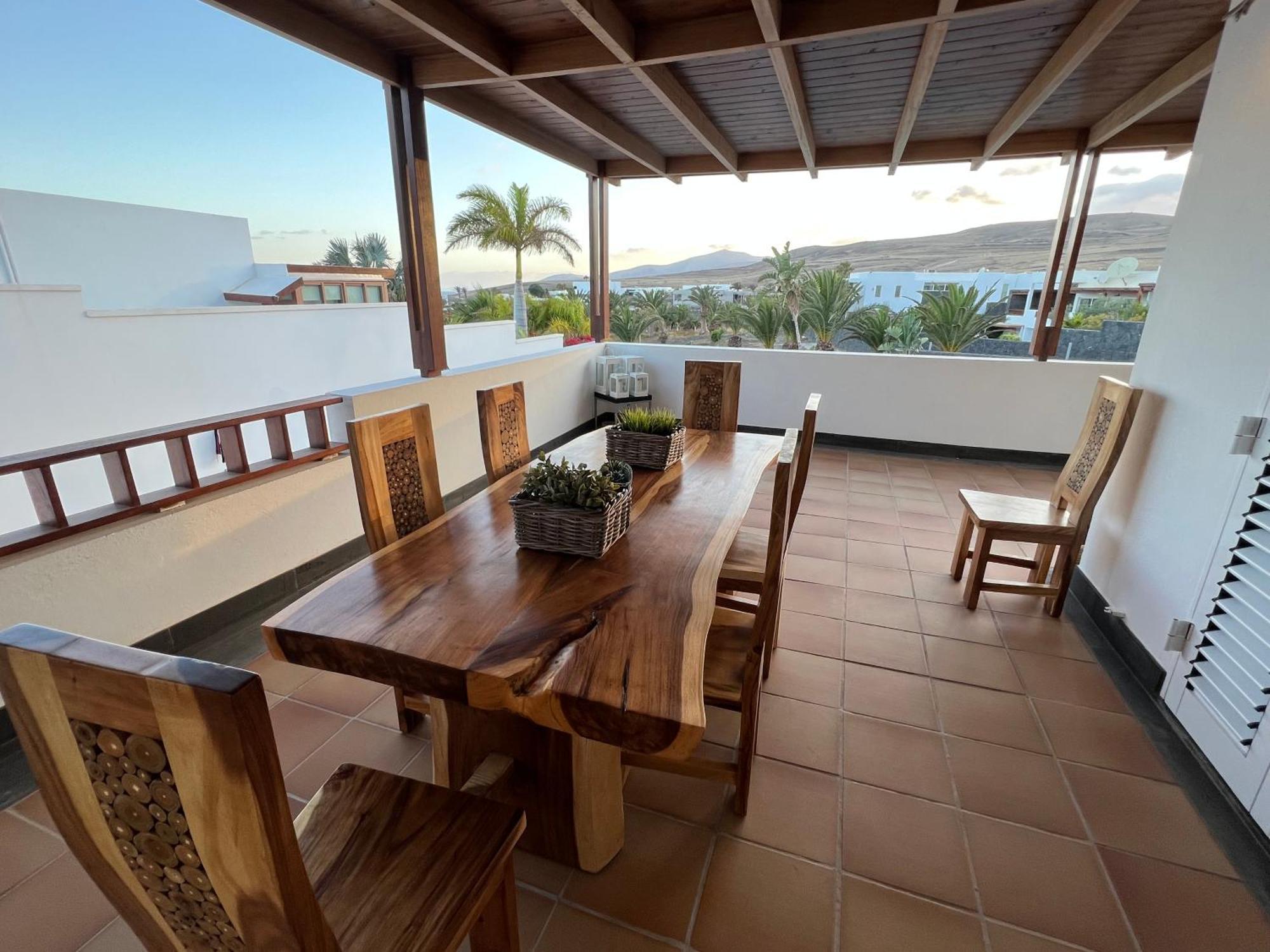 Villa Dedalos - A Luxury Large Villa With A Heated Pool In Puerto Calero Dış mekan fotoğraf